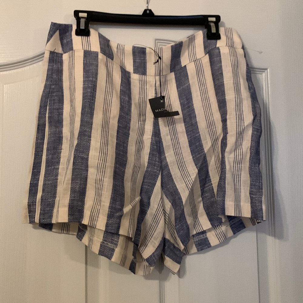Madison linen mix shorts
